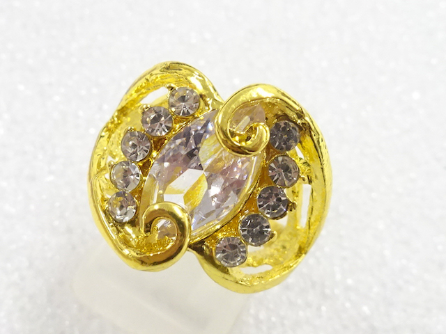 JAPANESE KIMONO / ANTIQUE CRYSTAL RING (SIZE 10.5)